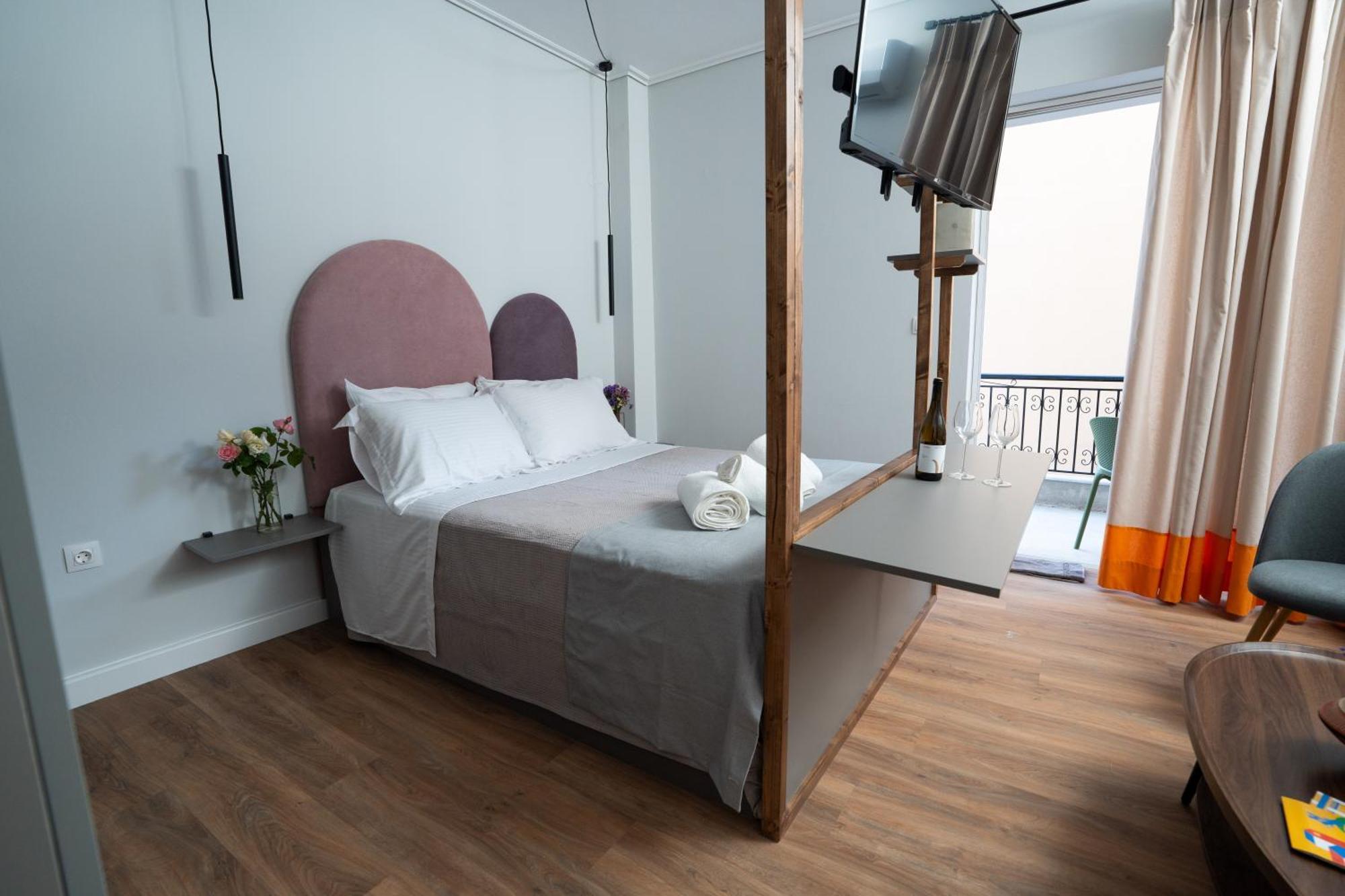 Nyx Guesthouse Триполис Экстерьер фото